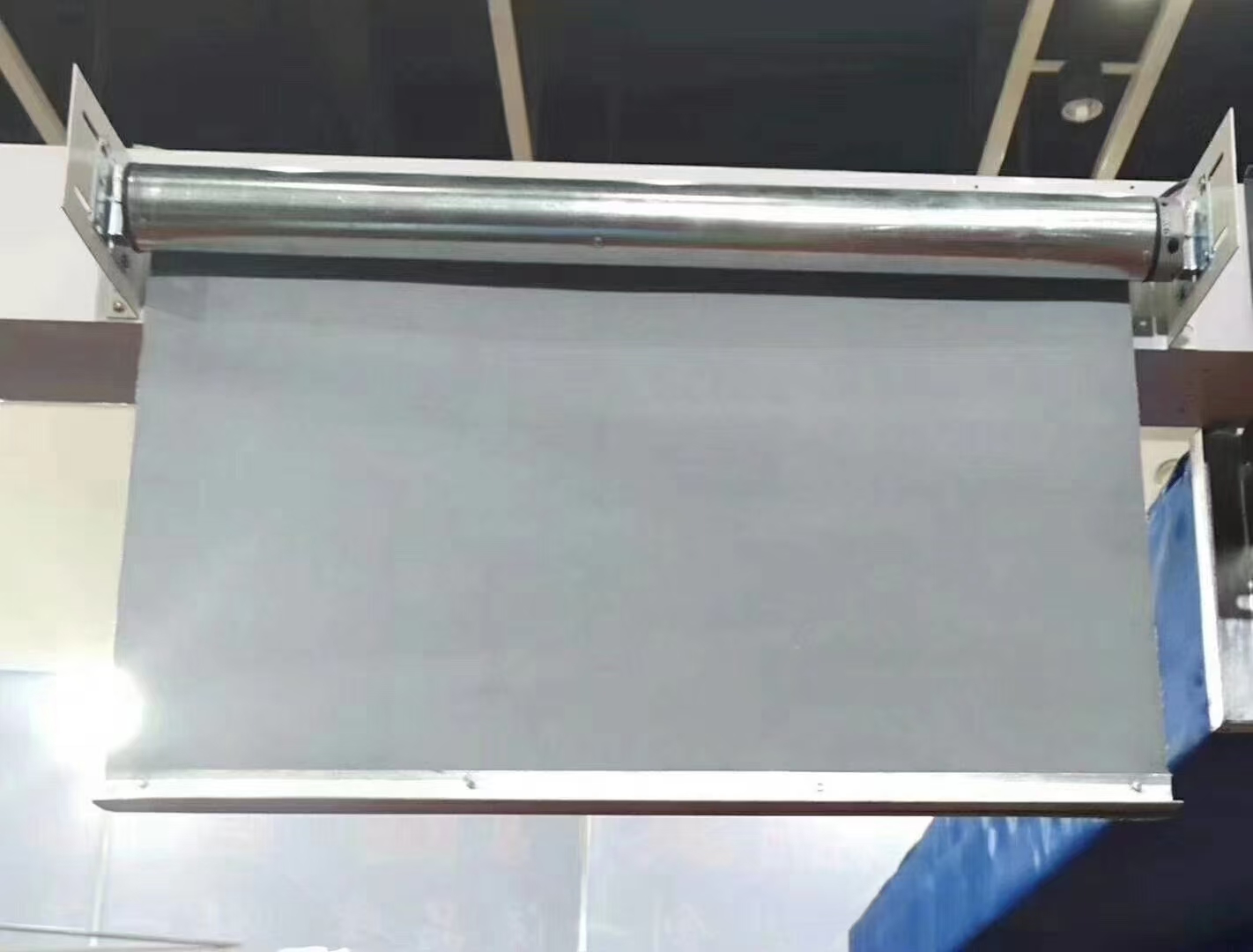 擋煙垂壁